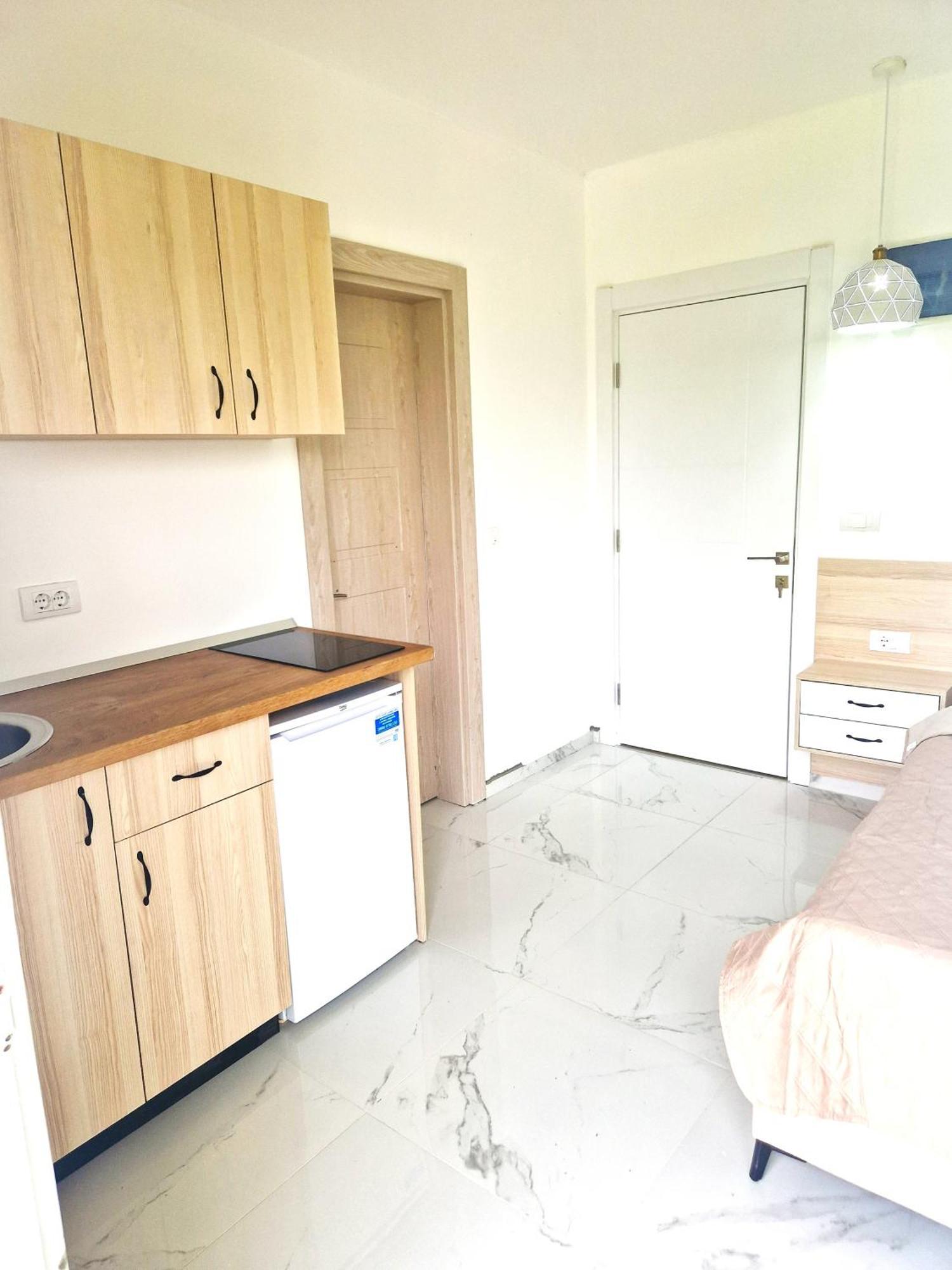 Ivana Apartments Улцинь Экстерьер фото